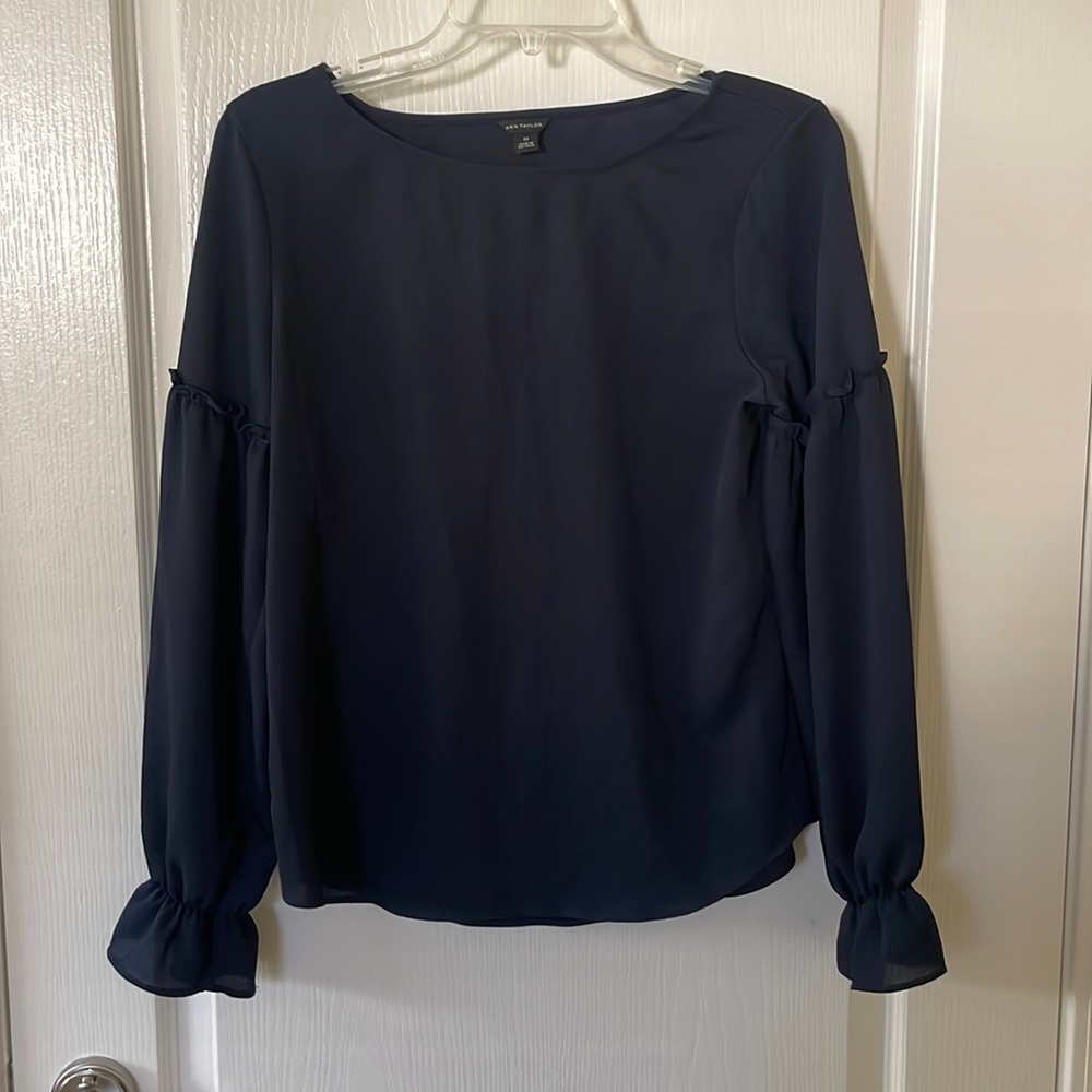 Ann Taylor | XS | Ruffle Sleeve Navy Blue Blouse